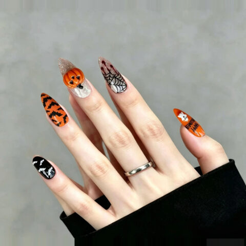 nail_art_on_hand