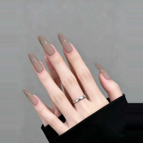 nail_art_on_hand