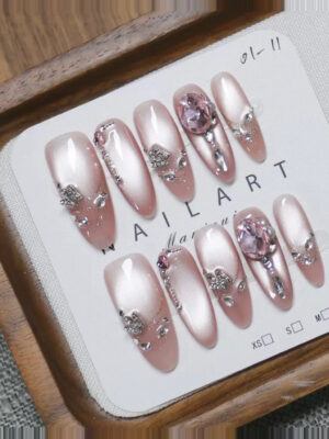 GH10 - Pink Rhinestone Cat Eye