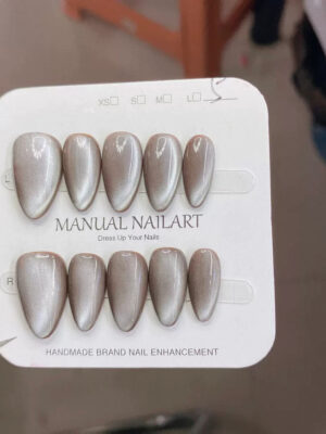 GH04 - Taupe Brown Gloss